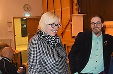 Malin Svanholm (S) och Rainor Melander (S) vid kommunfullmäktiges sammanträde.