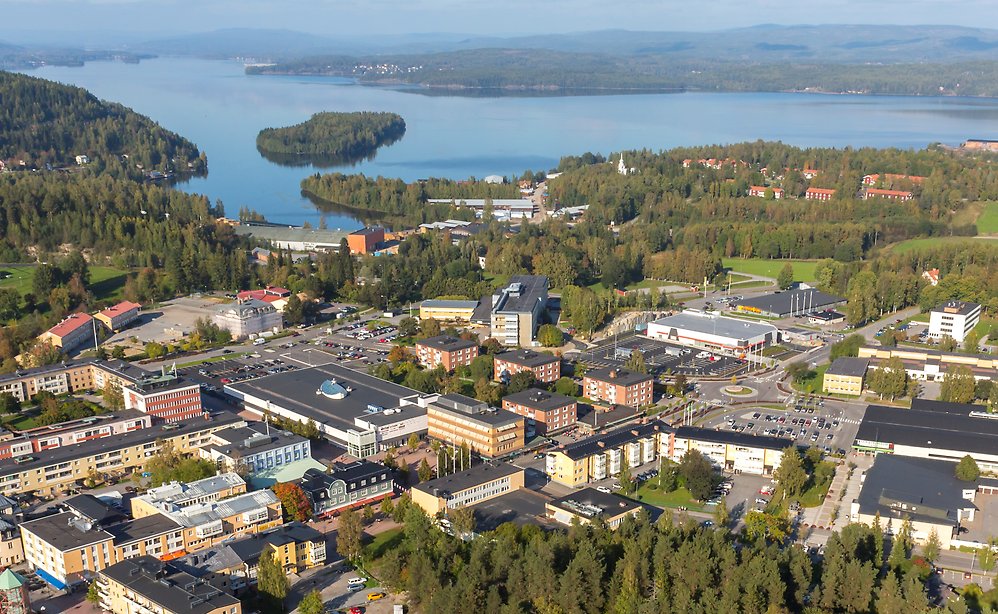Panoramabild över Kramfors stad sommartid
